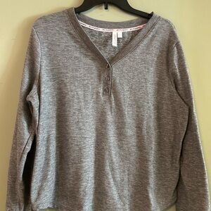 Gray Long Sleeve joyspun Top with jogger bottoms